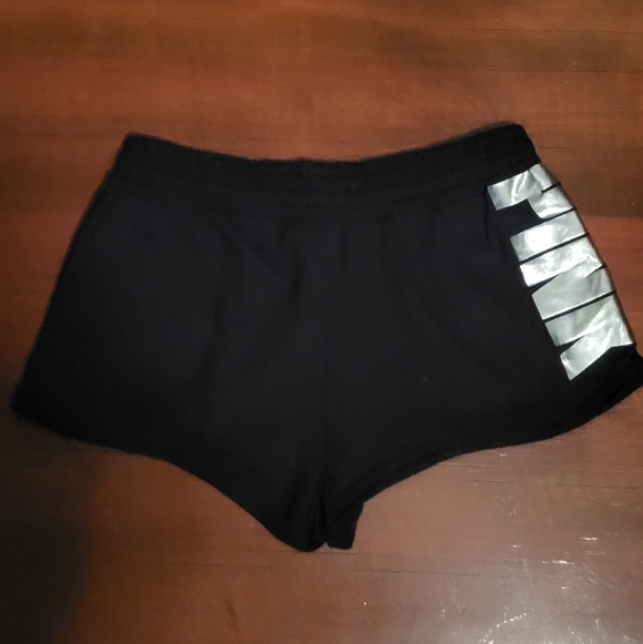 Victoria Secret Bling Pup Shorts - Picture 5 of 5